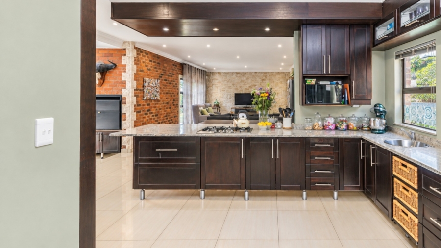 5 Bedroom Property for Sale in Xanadu Nature Estate North West